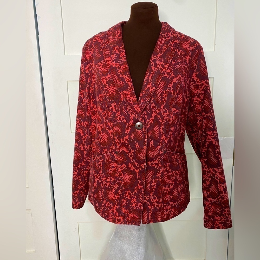 GILI Jean Style Pomegranate All Over Snake Print Canvas Jacket Size 14